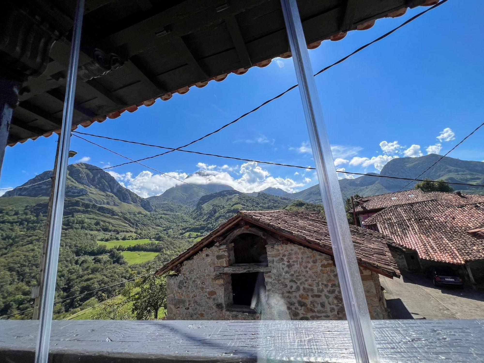 El Refugio Del Busgosu Villa Pen Eksteriør billede